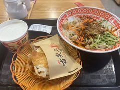 -漠漠家·凉皮·中式汉堡(中山公园店)