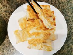 蜜汁菠萝飞饼-小街天府