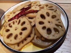 -爱妻鱼•老体北重庆水煮鱼•川菜(白云路店)
