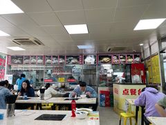 大堂-华威达牛庄(黄埔大道西店)