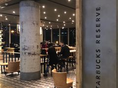 门面-星巴克臻选(湖滨道店)