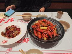 -肥肥虾庄·金牌油焖大虾(杨园滨江时代walk店)