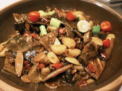 -客家大院·非遗赣南客家菜(郁孤台店)
