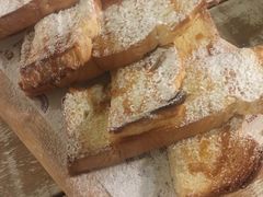 肉桂蜂蜜吐司-Cafe Alice咖啡爱丽丝(奥城店)