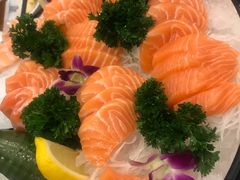 -青瓦餐厅·生鱼片·韩园烤肉(西塔店)