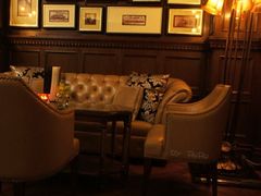 9外滩2号&nbsp;华尔道夫&nbsp;LONG&nbsp;BAR-LONG BAR 廊吧(外滩华尔道夫酒店)