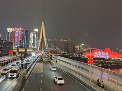 -小天鹅火锅·一线江景洪鼎旗舰店(洪崖洞店)