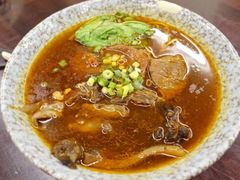 刀削牛筋牛肉麵-尊品原汁牛肉面