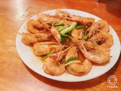 油焖大虾-温州一家人美食(西木头市店)