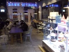 -巴黎贝甜(大宁国际商业广场店)
