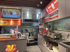 -成都你六姐·牛肉冒菜(城市集市合生汇店)