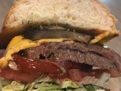 -The Habit Burger Grill 哈比特汉堡(复兴soho店)