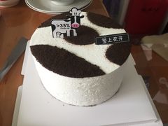 -爱上花开·蛋糕·安佳动物奶油轻奢私人定制(凯德店)