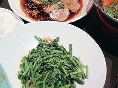 -鸽子侯·家宴·平价海鲜(市图书馆店)