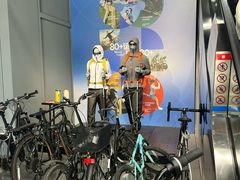 -迪卡侬(西三旗店)