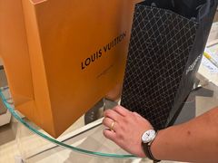 -LV路易威登(海信广场店)