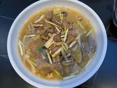 -南岳面馆(南门小街店)