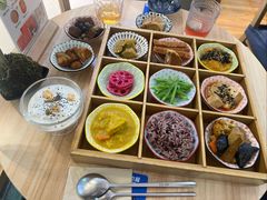 -轻蔬不用等·素食(江苏路店)