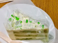 -星巴克(上海虹桥新天地二店)