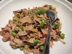 白椒炒鸭杂-千百味红餐厅·江西菜(绿地双子塔店)