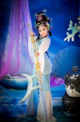 点击看大图 -九月鹰飞汉服摄影工作室