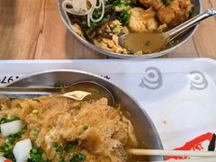 -爱民螺蛳粉(梧州国泰广场店)