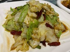 炝炒莲白-巴扎美食·新疆菜·西域歌舞表演餐厅(新疆大厦店)
