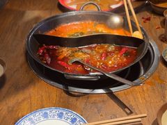 -萍姐火锅·公路夜市(武汉首店)