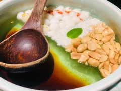 -吃饭皇帝大土家民族菜(正大广场店)