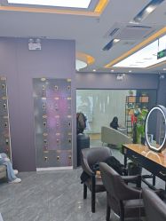 -藤野造型烫染·漂发