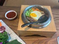 -明洞阿姨·韩式酱蟹烤肉·创意料理(三元桥店)