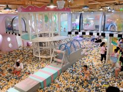 -多多淘儿童体验中心(重庆来福士店)