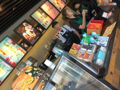 -星巴克臻选(上海长风大悦城店)