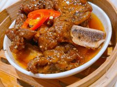 黑椒牛仔骨-香港百合居(LCM置汇旭辉广场店)