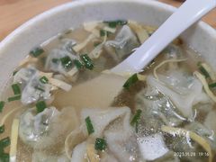 -顶巧鸡汤馄饨(虹口总店)