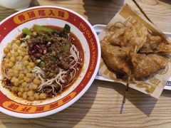 -魔都三兄弟酸辣粉·蘸卤炸串(虹桥万科店)