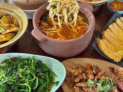 -七步香云南山里菜(昆明老街店)