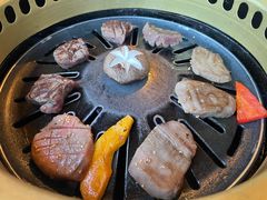 -炼火烤肉店