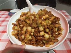 -洪霞餐馆·川菜·鲜货现炒(两江春城店)