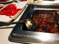 -海底捞火锅鲜切牛肉主题店(长寿路店)