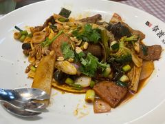 -拿渡·水煮鱼麻辣香锅(王府井奥莱·香江小镇店)