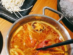-呷哺呷哺(万达新世界店)