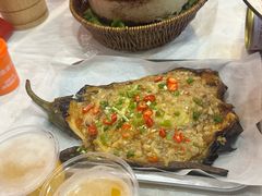 -海盗船. 龙虾烧烤. 酒馆