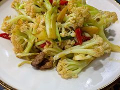 -乡村馕坑肉·烧烤·新疆菜·本地人更爱吃(阿勒泰首店)