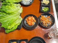 -肉甲韩国木炭烤肉(新壹街1店)