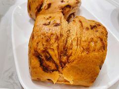 -李与白包子铺(桐梓林店)
