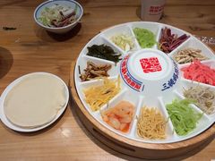 -怪噜范·老贵阳街头名小吃(汇金星力城店)