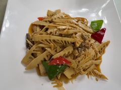 -天天向上素食餐厅(五台山店)
