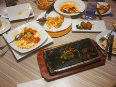 -必胜客(威高广场店)