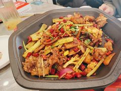 -老佛爷正宗铜炉蛙锅(五道口店)